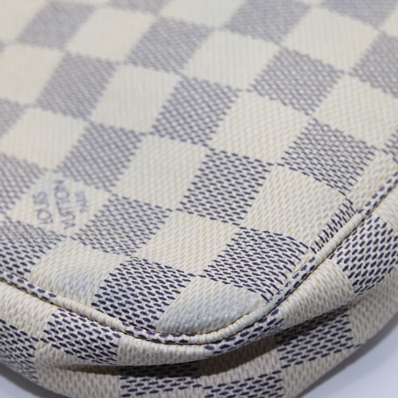 LOUIS VUITTON WHITE DAMIER AZUR POCHETTE ACCESSOIRES - Picture 5 of 15